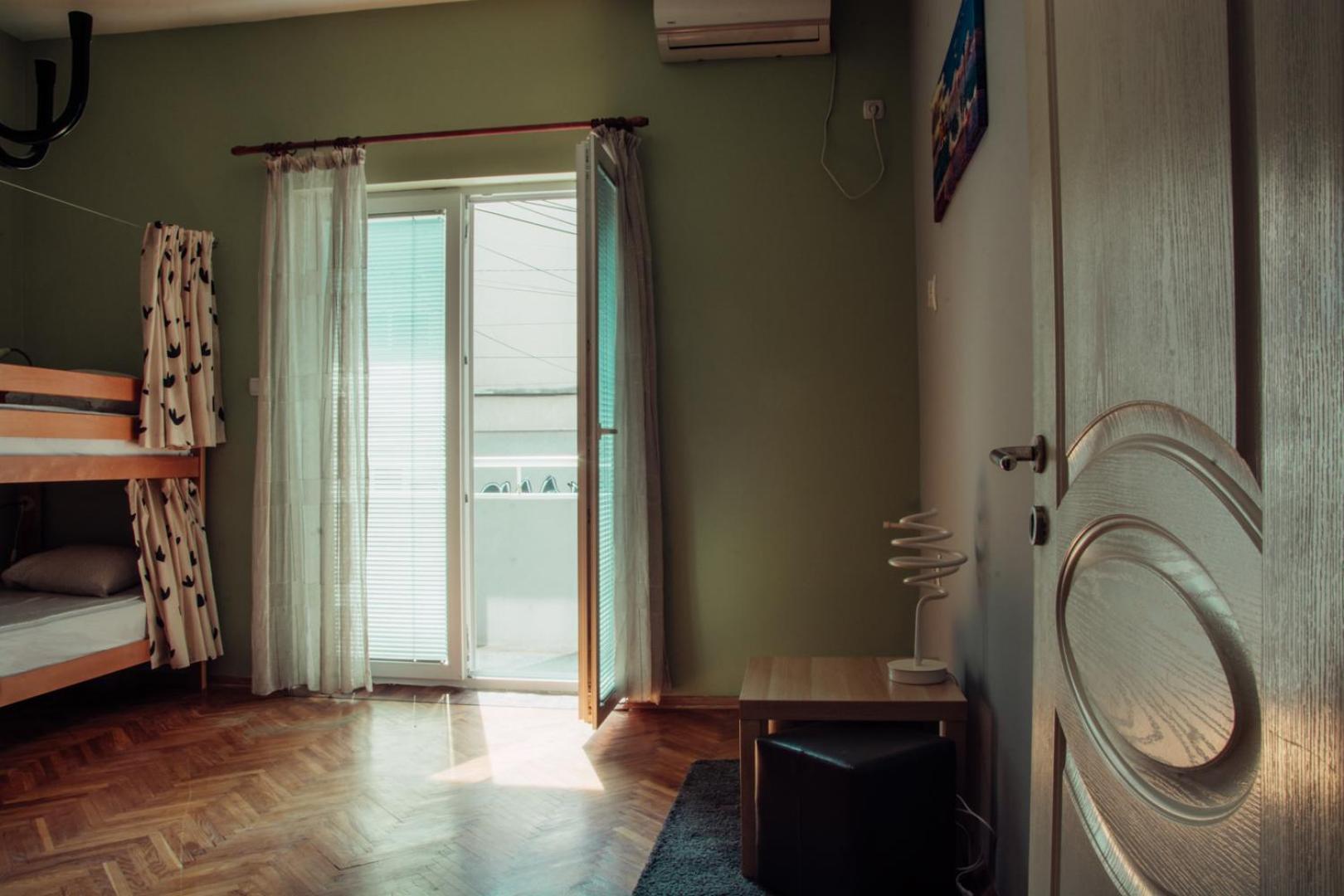 Skopje Downtown Hostel Εξωτερικό φωτογραφία